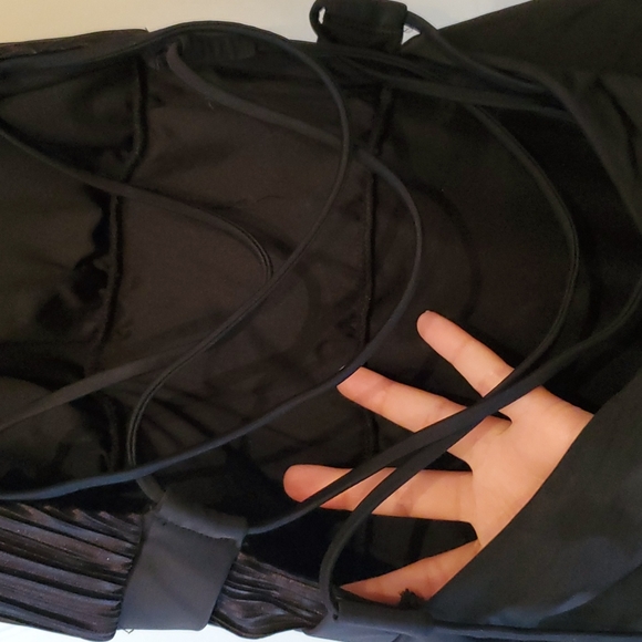 NEW Women's Sexy Halter One Piece Swimsuit MEDIUM - Picture 6 of 10